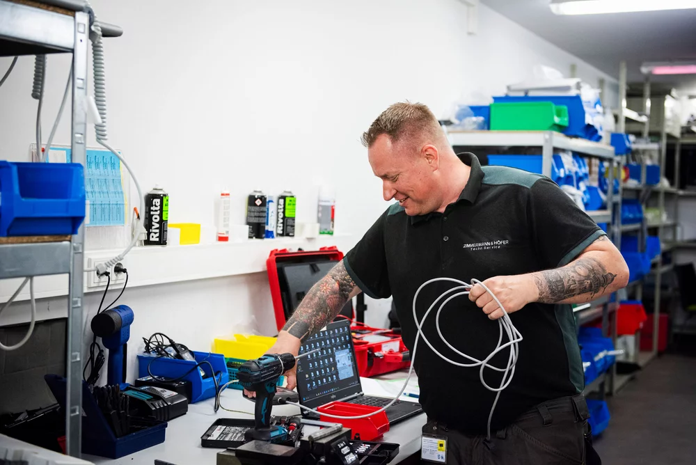 Z&H Service - Instandhaltung vor Ort Z&H Service - Instandhaltung vor Ort